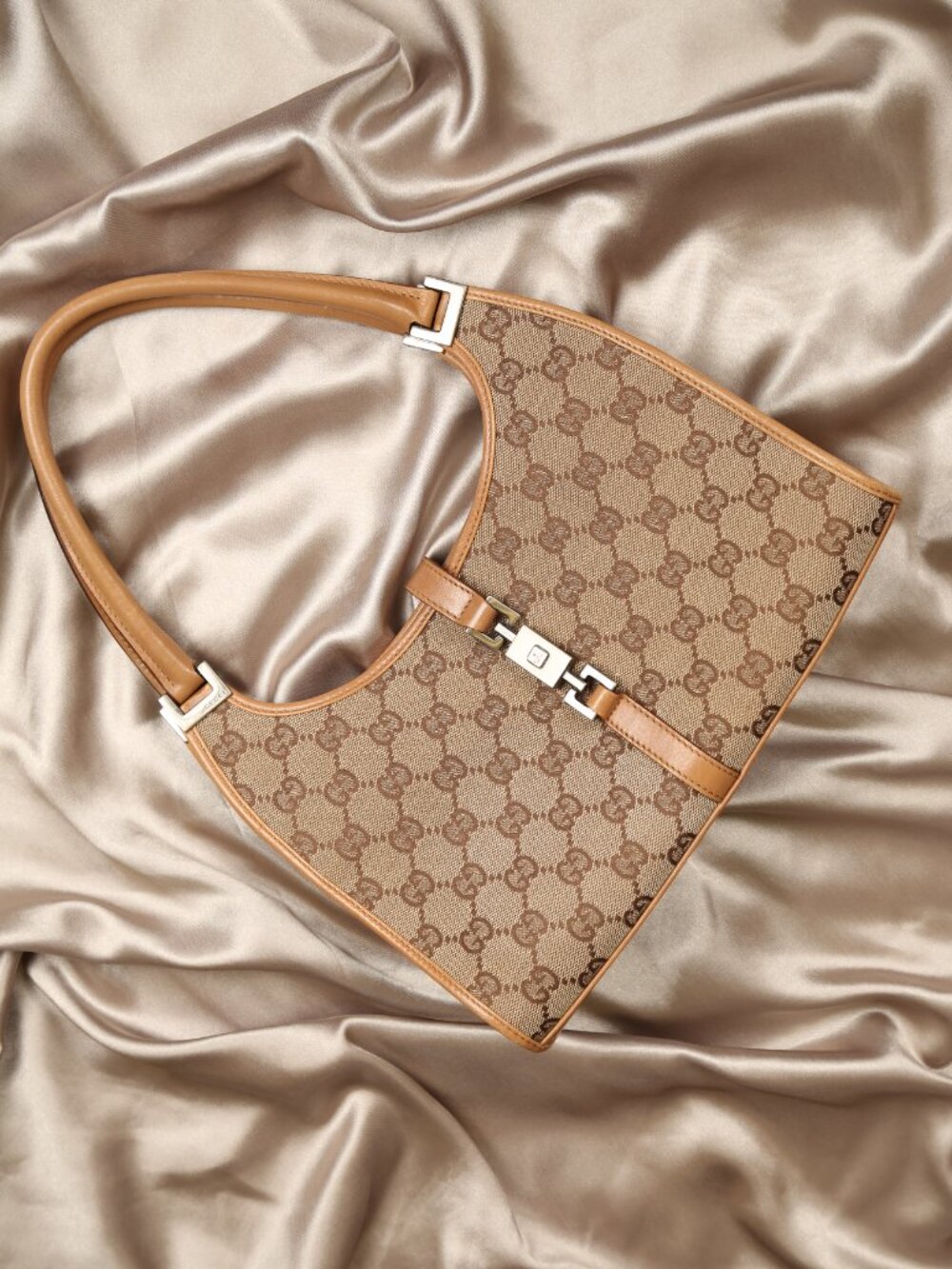 GUCCI GG Jackie Canvas Bag - Picture 2 of 15
